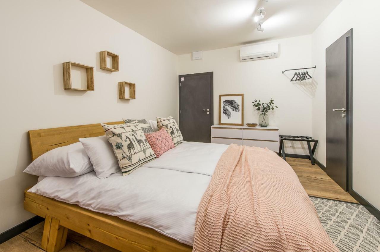 Sofia Boutique Hotel Domasa Dobra 외부 사진
